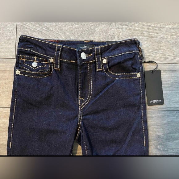 True Religion Halle Big T Flap 2S Body Rinse Jeans Size 24 BRAND NEW - Picture 2 of 4